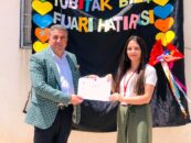 Başkan Tatar köy okulunda bilim fuarına katıldı