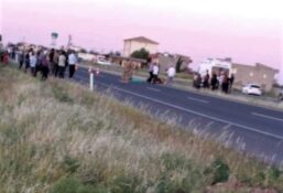 Kar&scedil;&inodot;ya ge&ccedil;mek isterken otomobil &ccedil;arpt&inodot;