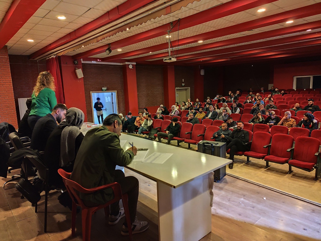 Silopi&rsquo;de 1877 Ba&scedil;vurunun Oldu&gbreve;u 100 &Idot;&scedil;&ccedil;i Al&inodot;m&inodot; Kuras&inodot;nda Salon Bo&scedil; Kald&inodot;