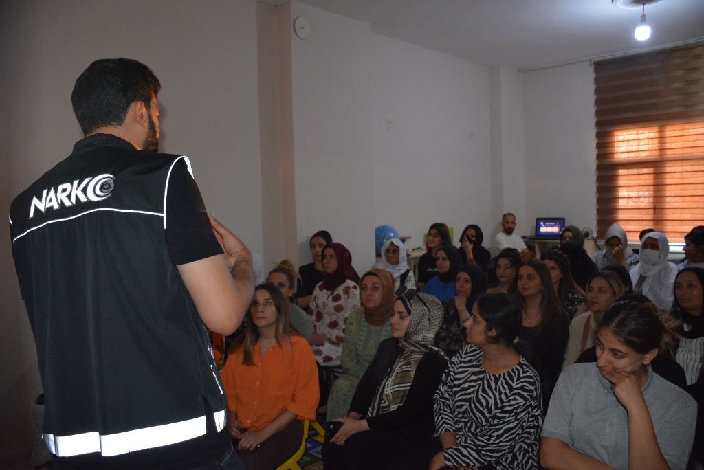 Silopili annelere madde ba&gbreve;&inodot;ml&inodot;l&inodot;&gbreve;&inodot; ile m&uuml;cadele anlat&inodot;ld&inodot;