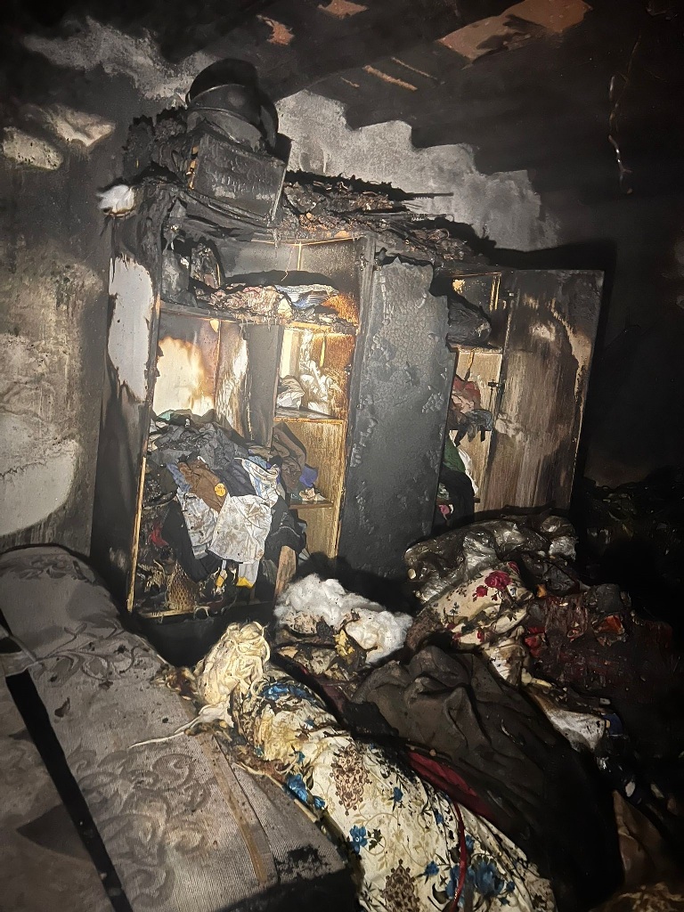 Silopi&rsquo;de ev yang&inodot;n&inodot;nda 7 ki&scedil;i dumandan etkilendi